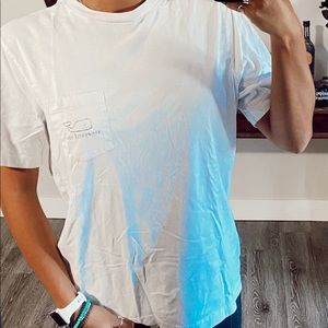 Men’s small Vineyard Vines white shirt